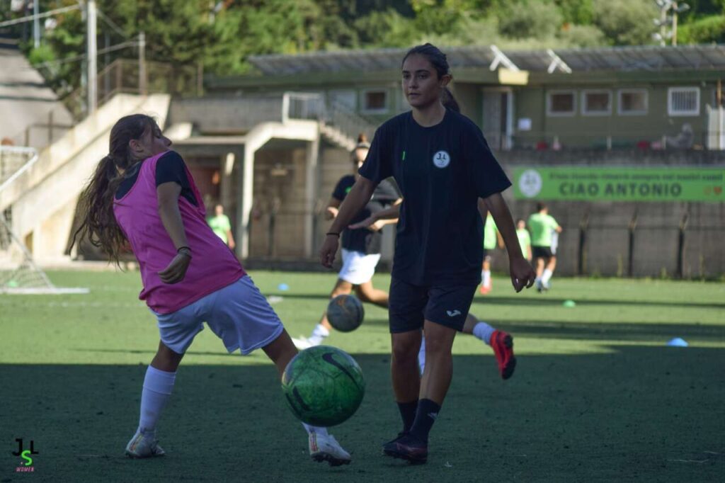 CALCIO – La JSL Women ufficializza l’intero organico della squadra di Eccellenza