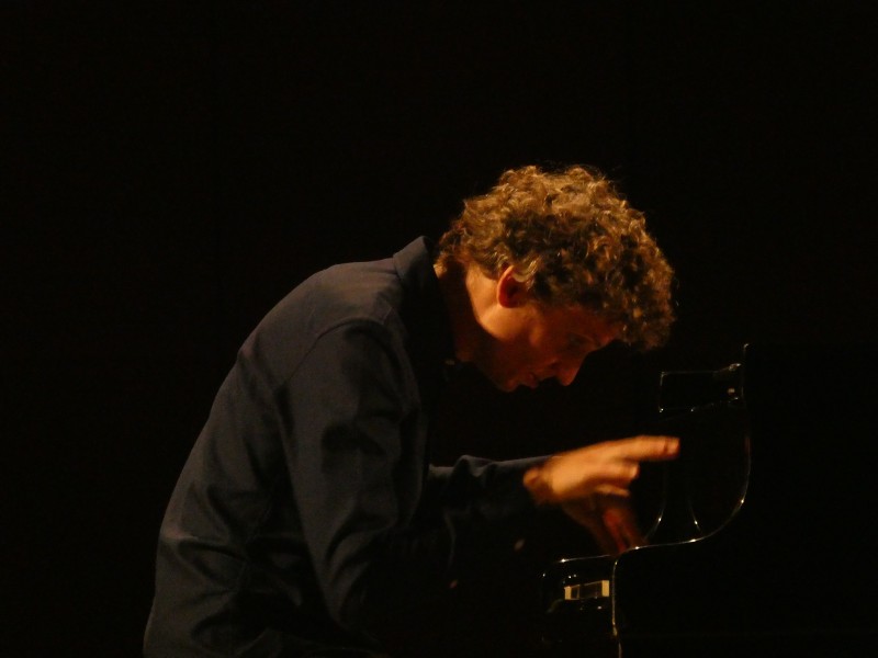 FILARMONICA LAUDAMO MESSINA – Zoltán Fejérvári incanta il pubblico del Palacultura