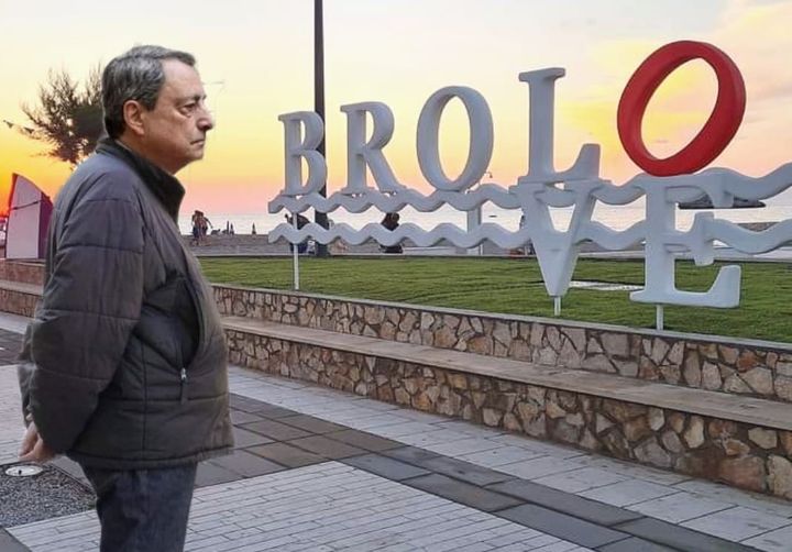 IRONICAMENTE – Mario Umarèll… a Brolo