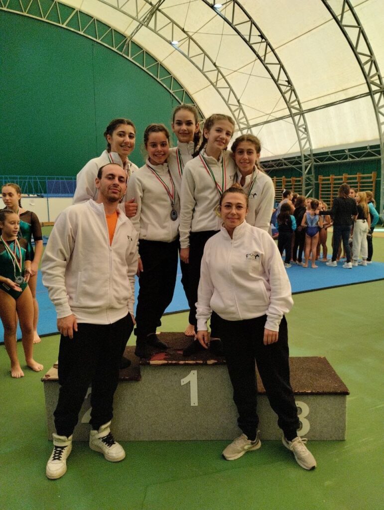 GINNASTICA – “Volano” le atlete della Olympic Brolo nel Campionato regionale Silver LB