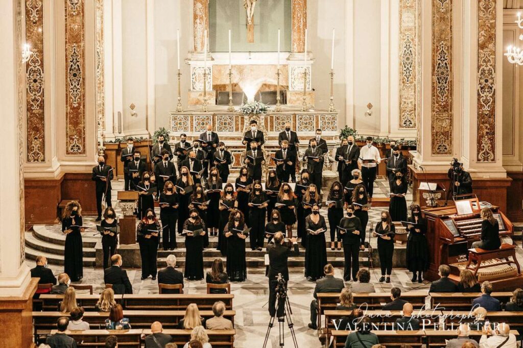 SYMPHONIA LAUS & CORO DEL CONSERVATORIO “CORELLI” – Domenica 13, concerto al Palacultura per la Filarmonica Laudamo