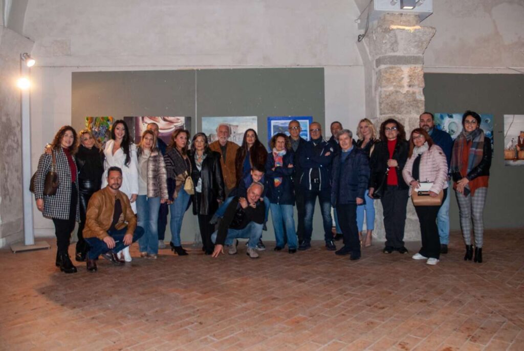 MILAZZO – “Vibrazioni cromatiche” inaugurata la collettiva d’arte