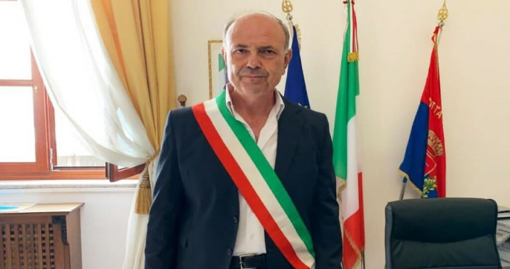 FIDANZATI MORTI IN GRAN BRETAGNA – Il cordoglio del sindaco Midili