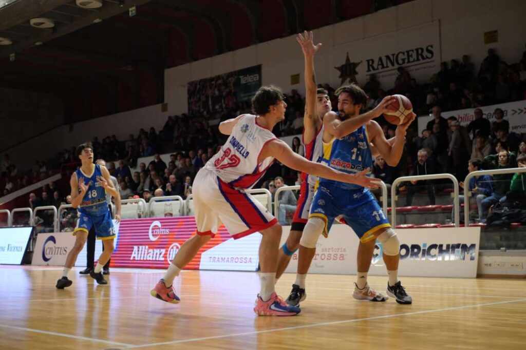BASKET – L’Infodrive Capo d’Orlando vince la prima partita del girone di ritorno contro l’Alliaz Civitus Vicenza
