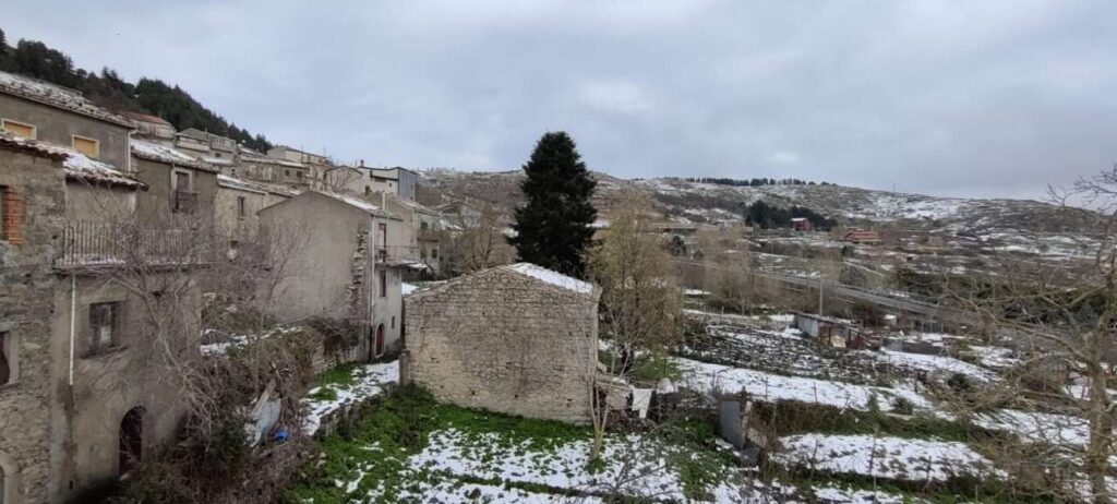 CARTOLINE – Floresta, oggi è così