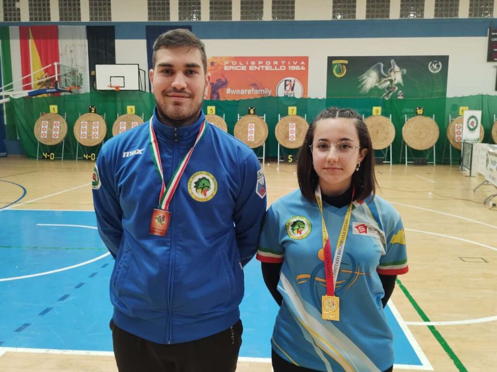 TIRO CON L’ARCO – Gli Arcieri dei Nebrodi trionfano al “Trofeo città di Erice”