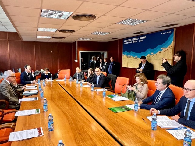 AUTOSTRADE SICILIANE – Sicurezza stradale, potenziamento dei servizi ed un piano industriale da due miliardi nei lavori della IV Commissione dell’ARS