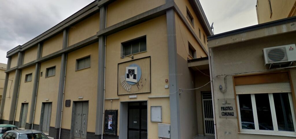 BROLO – Dal Governo regionale arriva il finanziamento per il completamento del cineteatro comunale