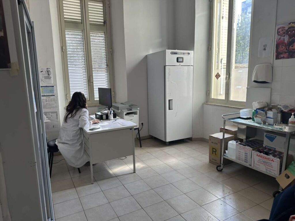 VACCINAZIONI – Nuovi orari per  Centro in via la Farina. Anche in Hub provincia alcuni piccoli cambiamenti
