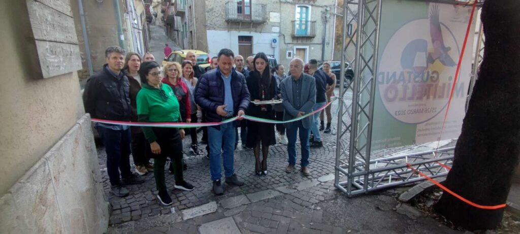 FOTO E SPOT – “Gustando Militello”. Anche oggi l’expo del gusto siciliano
