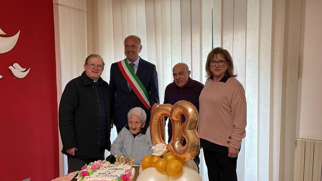 MILAZZO – La signora Anna Cambria Galileo ha festeggiato 103 anni