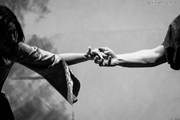 TEATRO – Gli amori diversi in “Il Tempo delle Cattedrali” in scena il 18 maggio al Trifiletti di Milazzo