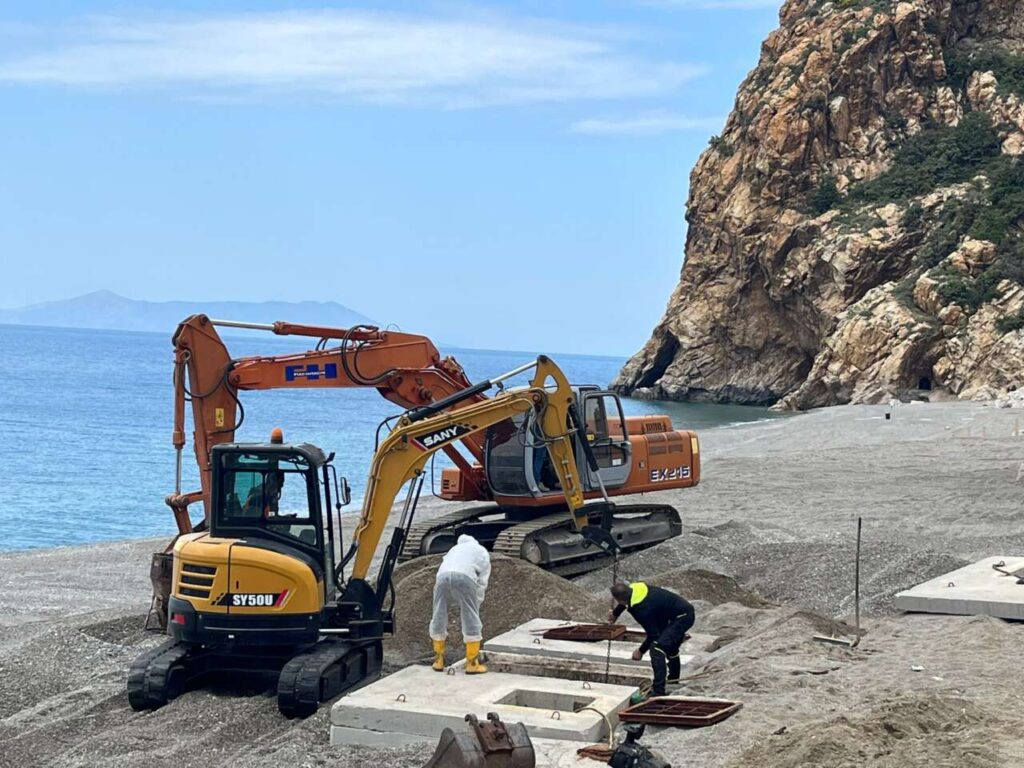 GIOIOSA MAREA – Danni dopo le mareggiate. Avviati i lavori di ripristino della condotta sottomarina e a Capo Calavà