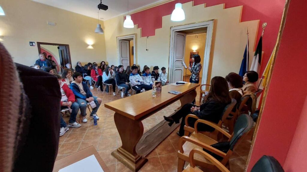 RAGAZZI & TERRITORIO – A Mistretta, i “Grandi di Provincia” letti dagli studenti