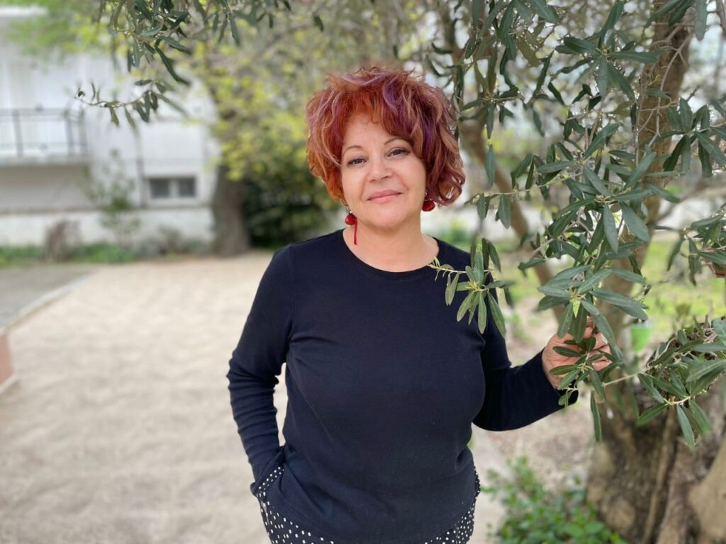 TUTTO LIBRI – Uscita la nuova silloge “Come una partitura” di Angela Argentino