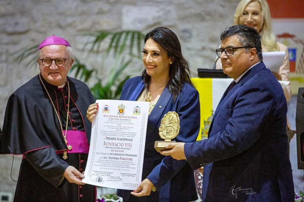 ANAGNI – Il Premio Bonifacio VIII alla messinese avv. Silvana Paratore