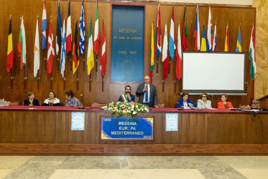 COMPLEANNI – I cento anni dell’Istituto Nastro Azzurro festeggiati con studenti