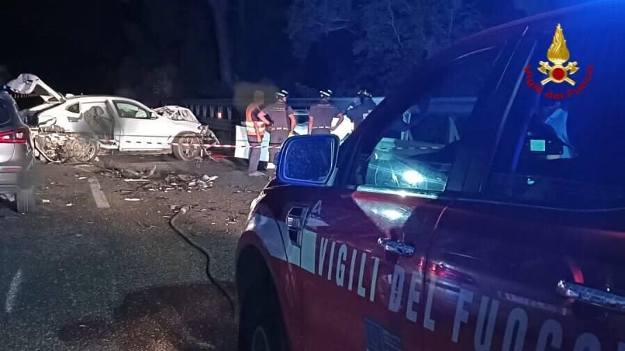 INCIDENTI – Grave quello di stanotte sulla A20 – le foto