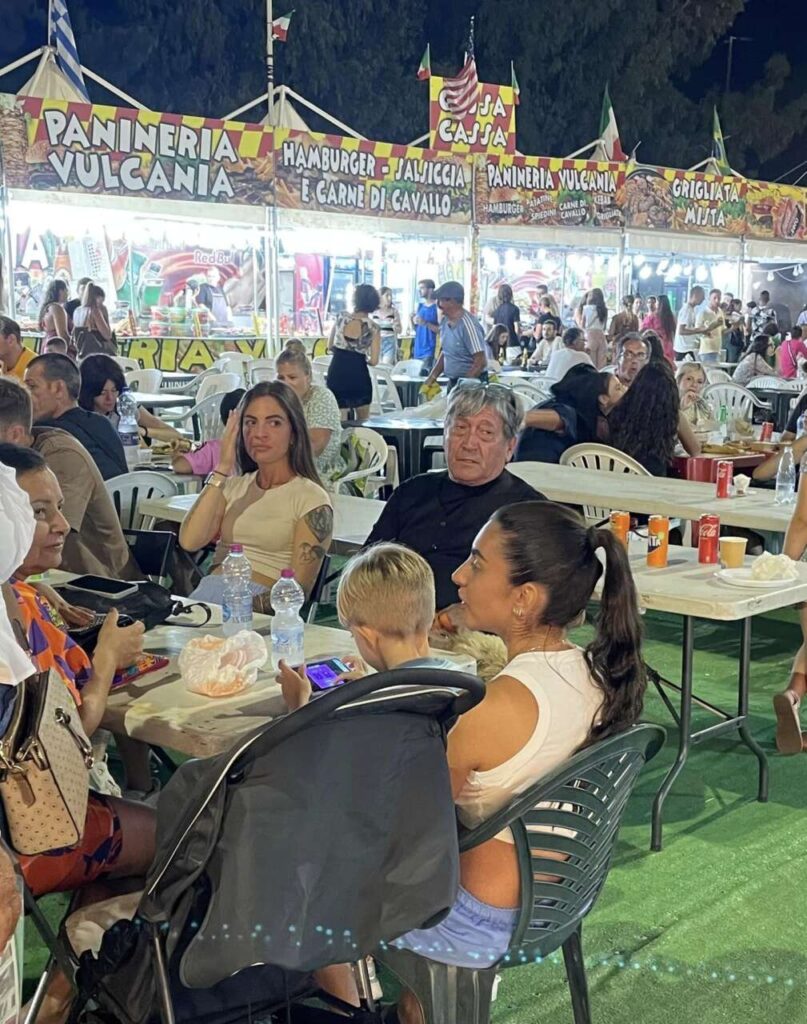 EXPO OLIVERI – Visti in Fiera: Laura Ephrikian e Tony Sperandeo