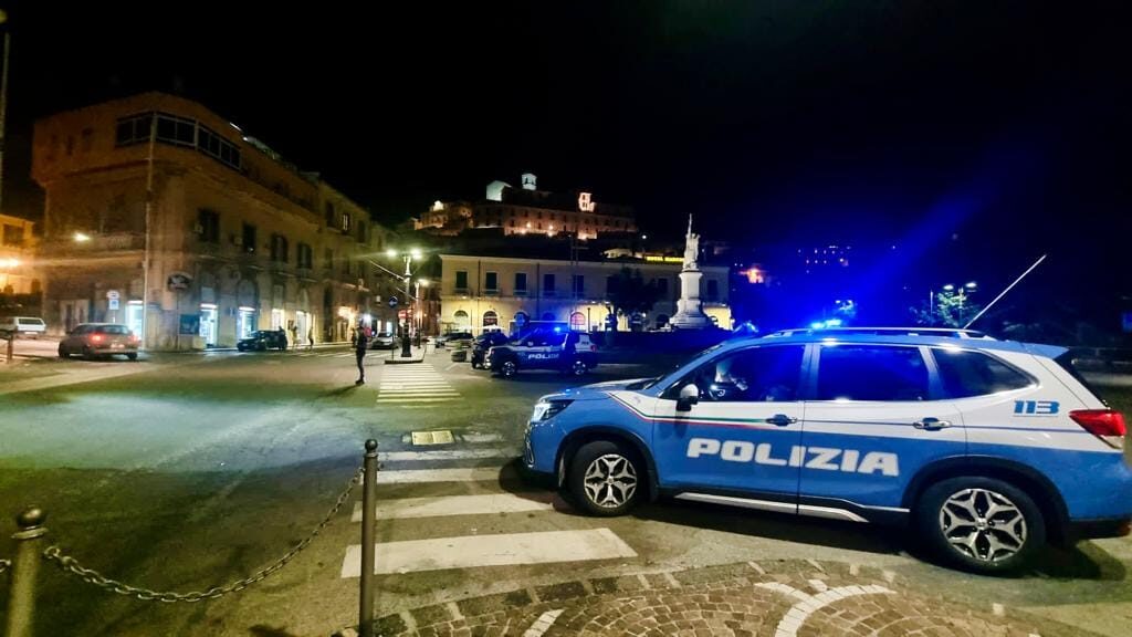 SICUREZZA STRADALE – Per guida parlando al cellulare, ritirate 28 patenti in provincia di Messina