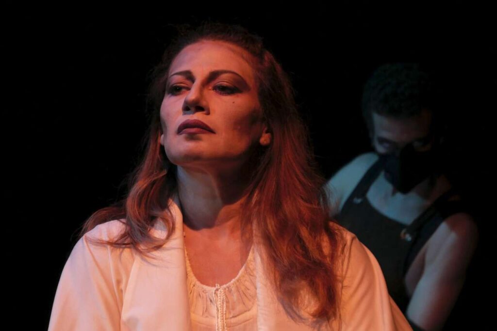 TEATRI DI PIETRA – Tra la passione de “La Lupa”, l’amore de “Il Filo d’oro” e il mito di Clitennestra