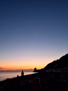 L’ALBA SOTTO LA TORRE – “Melodie e desideri” in spiaggia a Gliaca