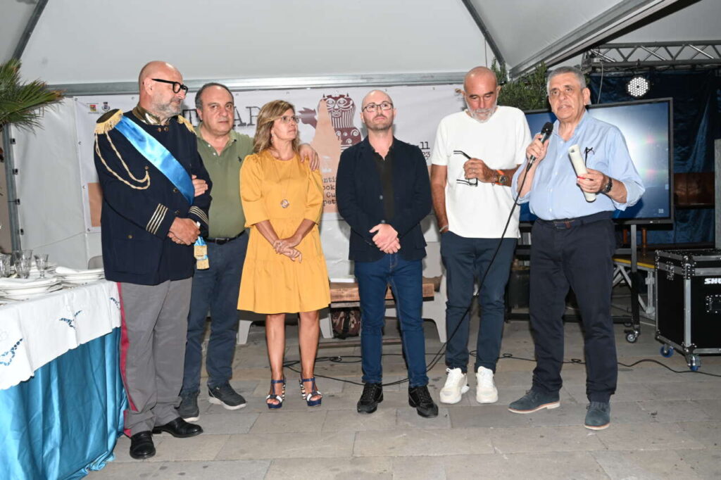 TREGOR RUSSO – Lo scrittore e fotoreporter ritorna a Ficarra nel contest “i luoghi del Gattopardo”