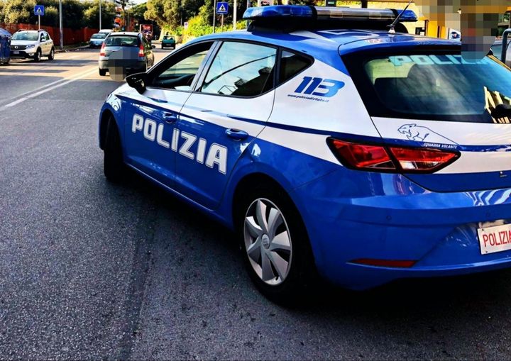 BARCELLONA P.G. – La Polizia di Stato esegue misura cautelare. Spaccio di stupefacenti il reato contestato