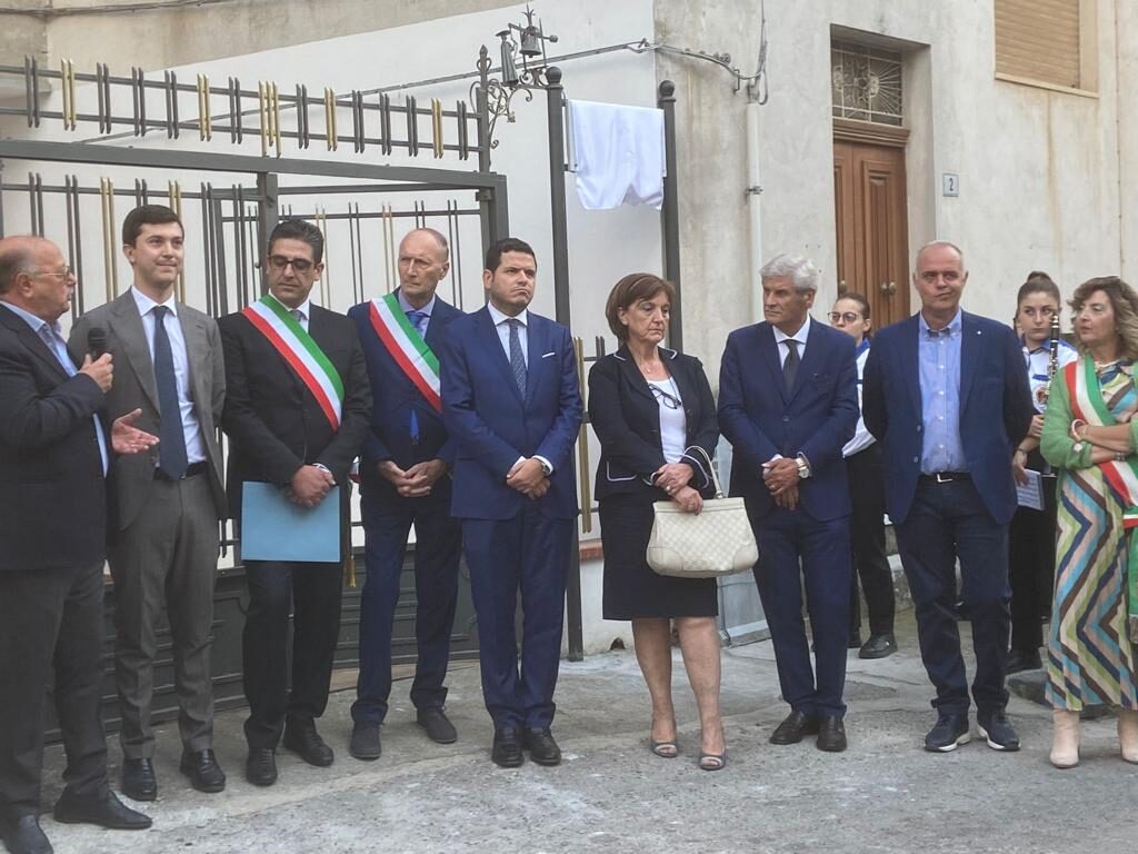 SAN FRATELLO RICORDA – ora c’è via Vincenzo Leanza