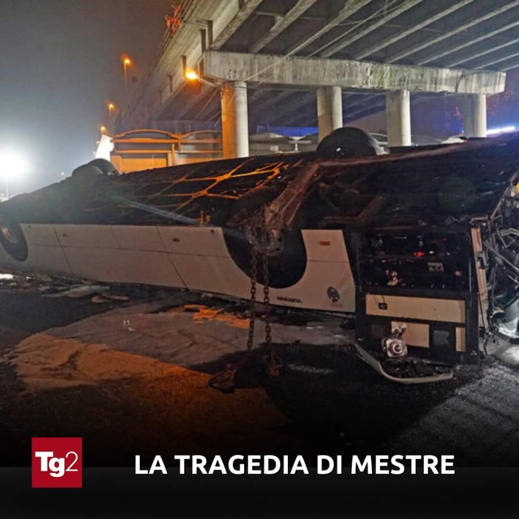 STRAGE – La strage del pullman precipitato da un viadotto
