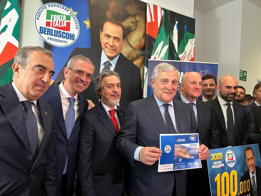 FORZA ITALIA – In Sicilia 10.000 iscritti