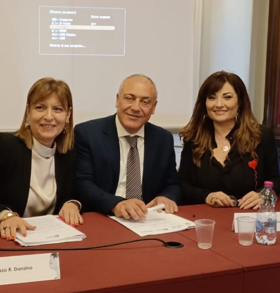 INSIEME PER LA NON VIOLENZA – Firmato il protocollo di intesa tra ESFO, UIL Polizia e AGATHOS