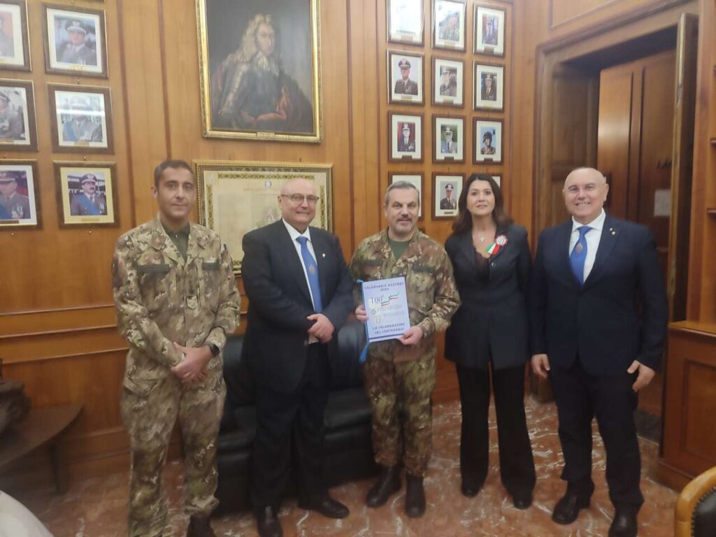 NASTRO AZZURRO – Visita al comandante della Brigata Meccanizzata “Aosta”, Generale Maurizio Taffuri