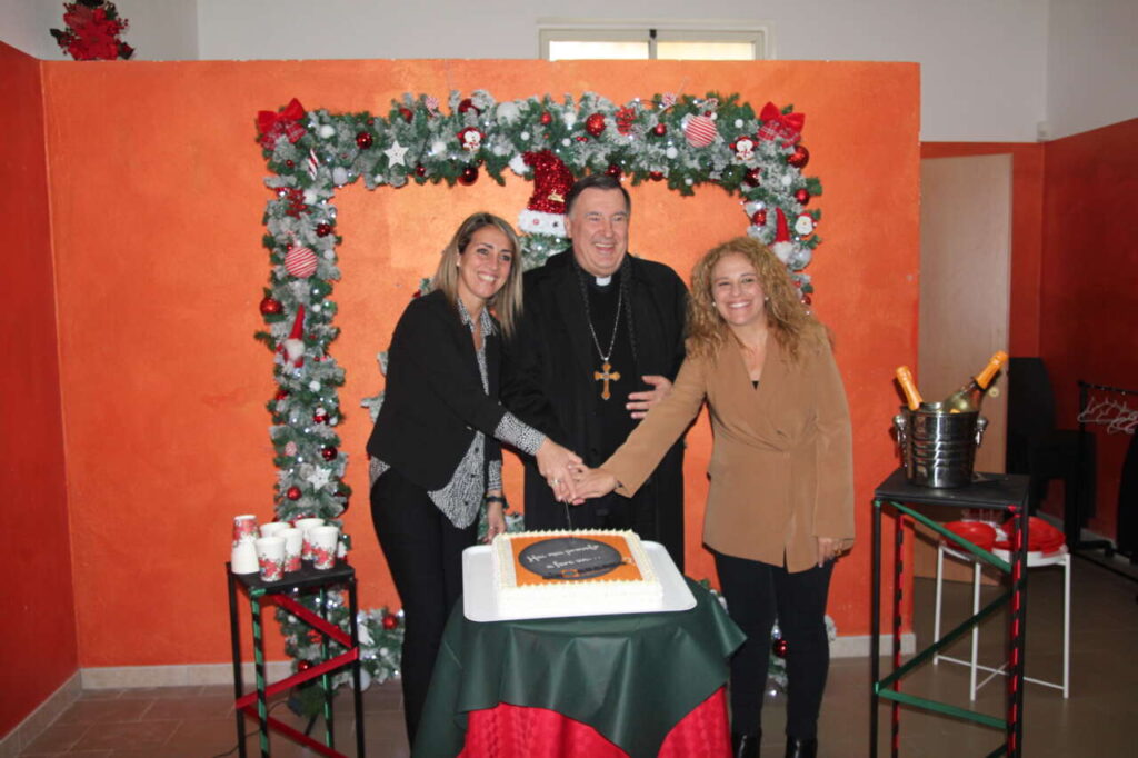 FESTA NEL QUARTIERE SANTA MARIA – Inaugurata la cooperativa sociale Giroquadro alla presenza di autorità civili e religiose