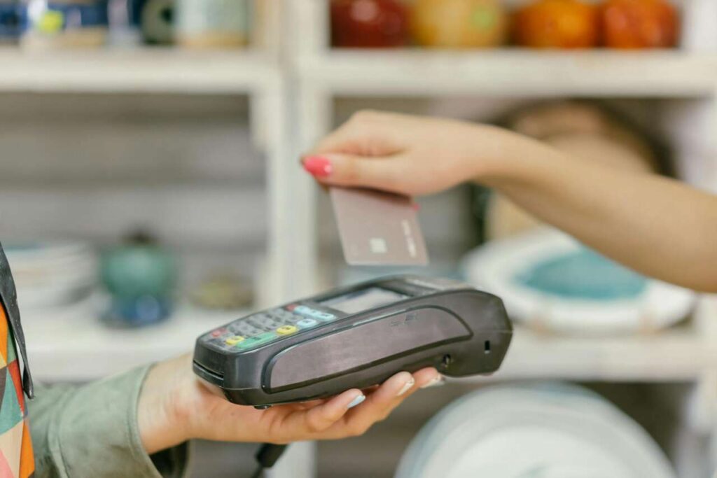 ACQUISTI DIGITALI – Aumenta la fiducia nell’acquisto di POS online in Italia una rivoluzione nel mondo dei pagamenti digitali