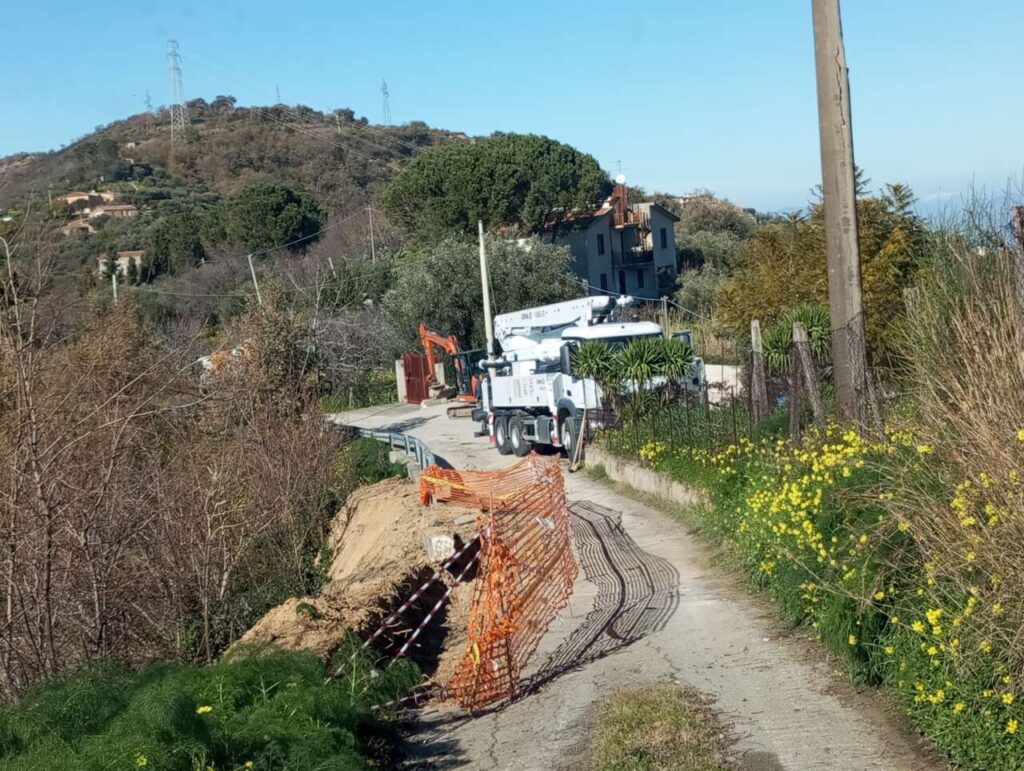 GIOIOSA MAREA – Lavori in corso nelle contrade