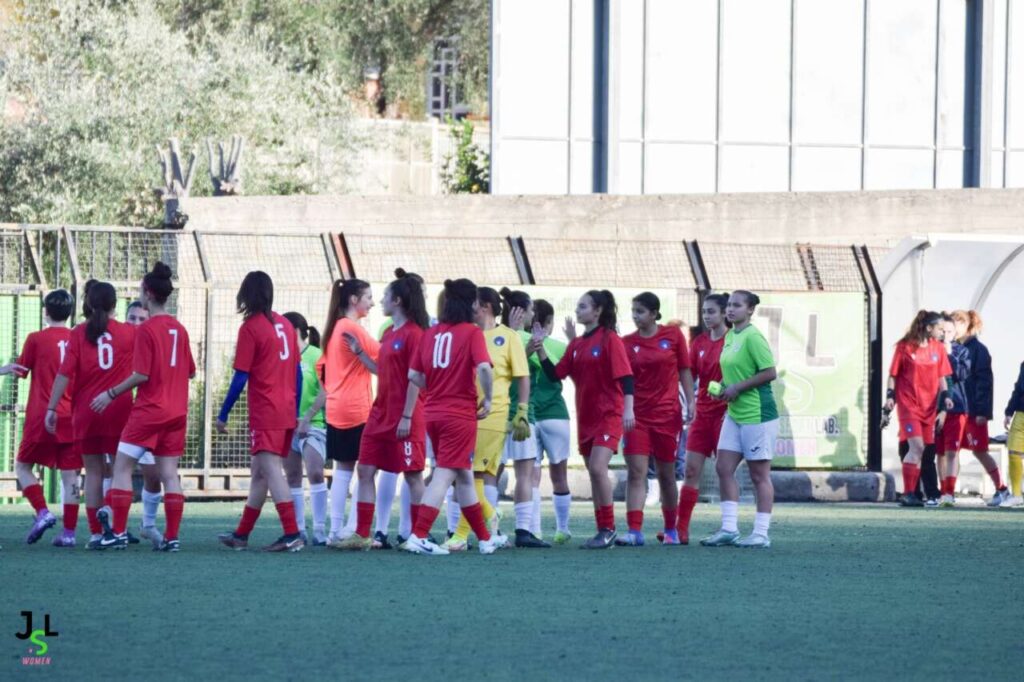 CALCIO – Meritati consensi per l’amichevole tra rappresentativa regionale e JSL Women