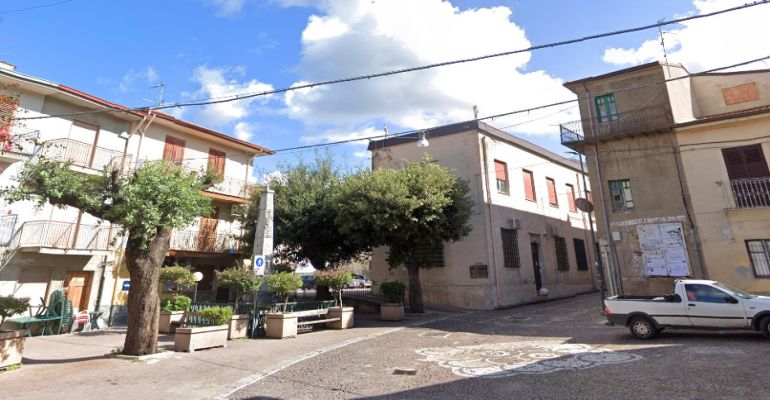 MILITELLO ROSMARINO – Sfilata dei carri allegorici, disposta la chiusura temporanea di un tratto della strada provinciale 161