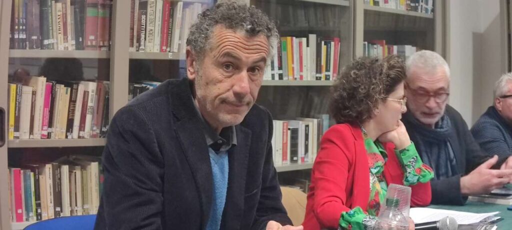 L’OCCHIO INDISCRETO DI ANTONIO MAZZEO – L’ombra lunga di Sigonella: radar, spie e silenzi strategici