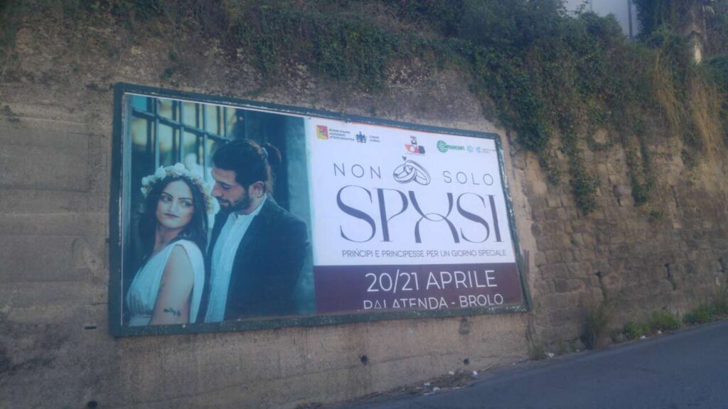 COMUNICARE – A Brolo, “Sposi” sui muri!