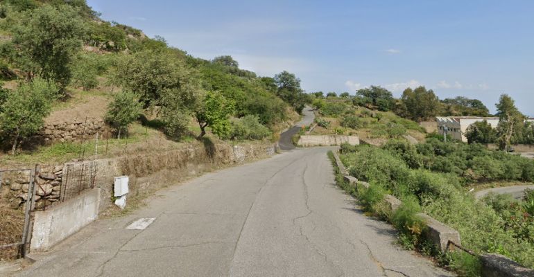 MOTTA CAMASTRA – Chiuso al transito un tratto della strada provinciale 6