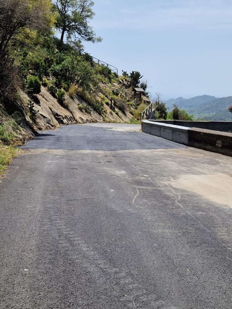 MOTTA CAMASTRA – Riaperto al transito il tratto della strada provinciale 6 interessato dal cedimento del piano viabile