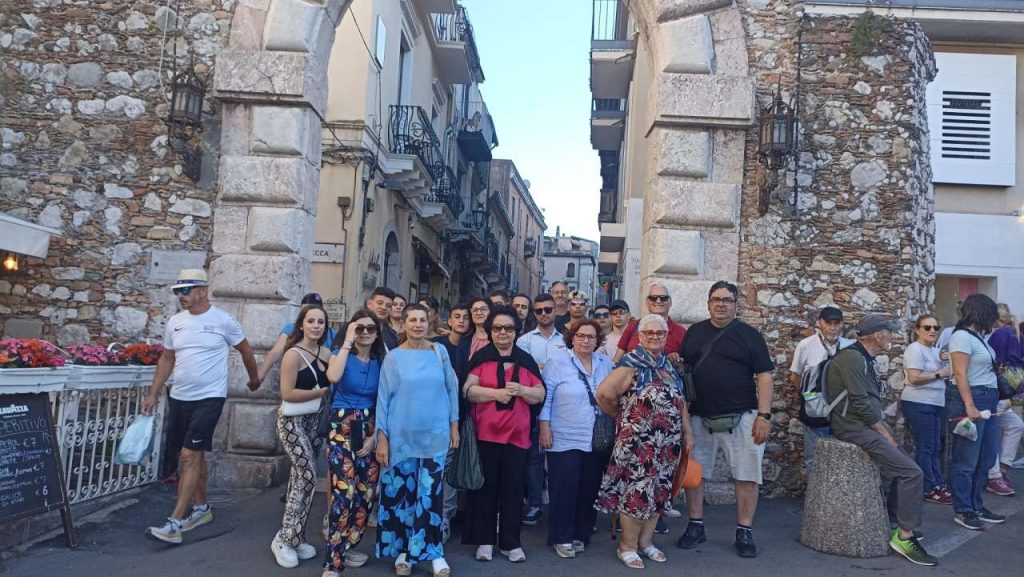 SINAGRA – Erasmus tra le viuzze del paese