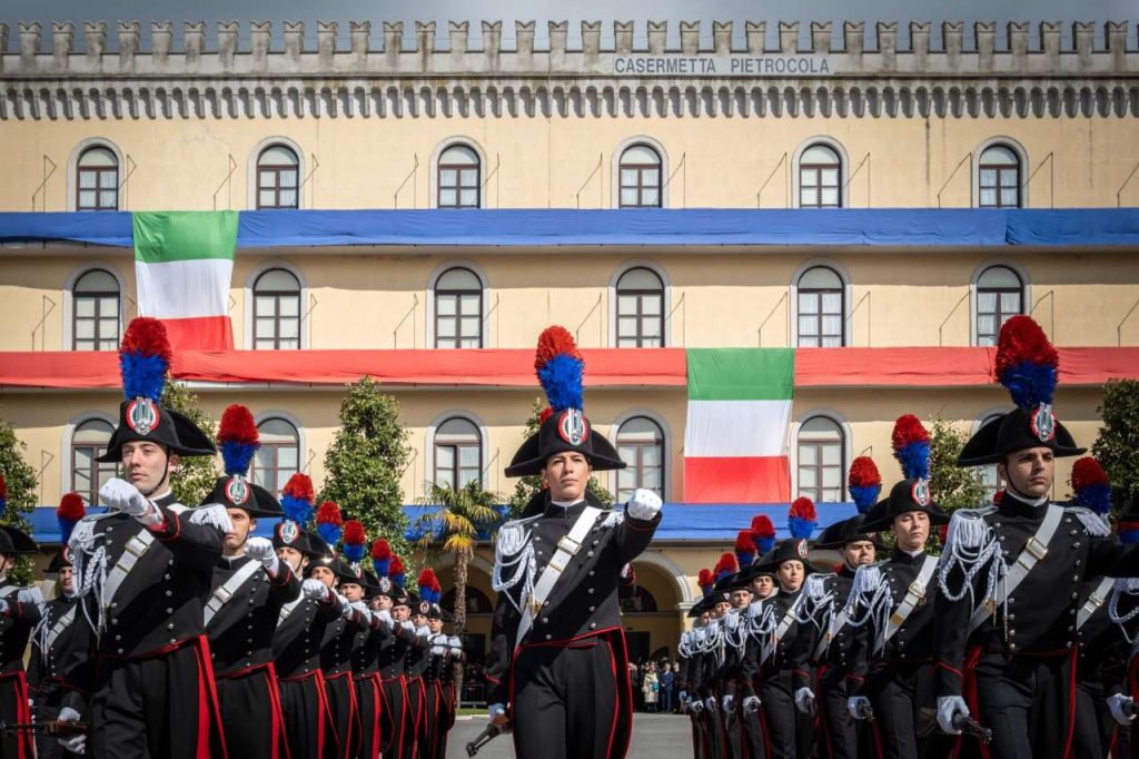 CARABINIERI – Concorso per il reclutamento di 3.852 allievi