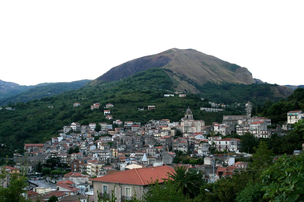 TORTORICI – La Consulta Giovanile organizza il Festival Nebrodi’s Rising Stars che valorizza i talenti emergenti del territorio