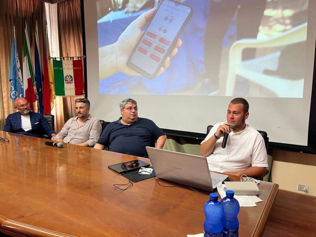 MILAZZO – L’Istituto Tecnico Tecnologico “Ettore Majorana” realizza una “Serra Mobile”