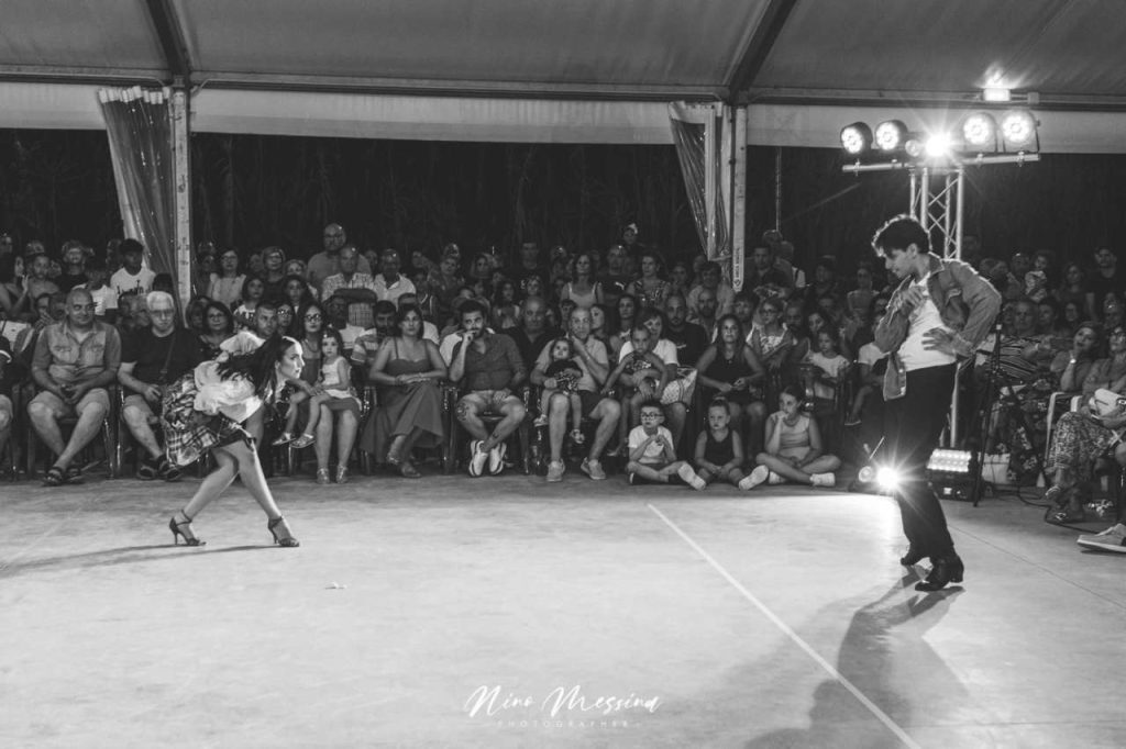 BROLLYWOOD DANCE – Un grande spettacolo premia l’impegno dei Maestri Matteo Vitanza ed Elisea Maio