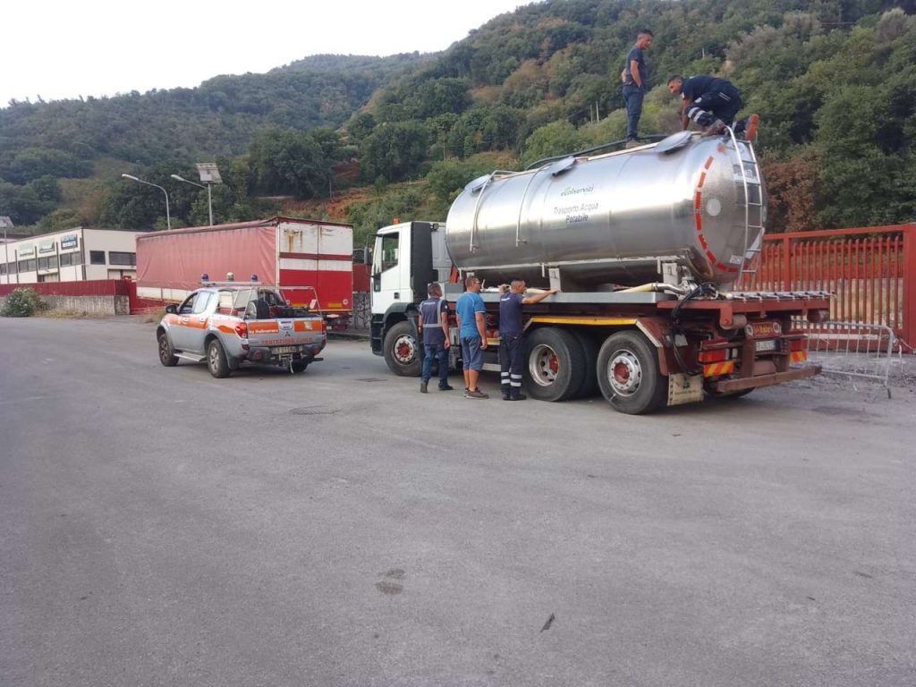 SINAGRA – Ora c’è un’autobotte da 10.000 Lt