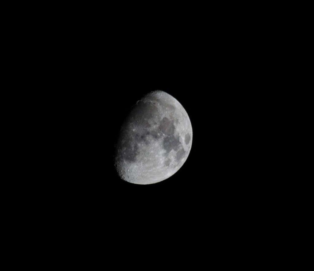 FOTO – La Luna di settembre su Brolo