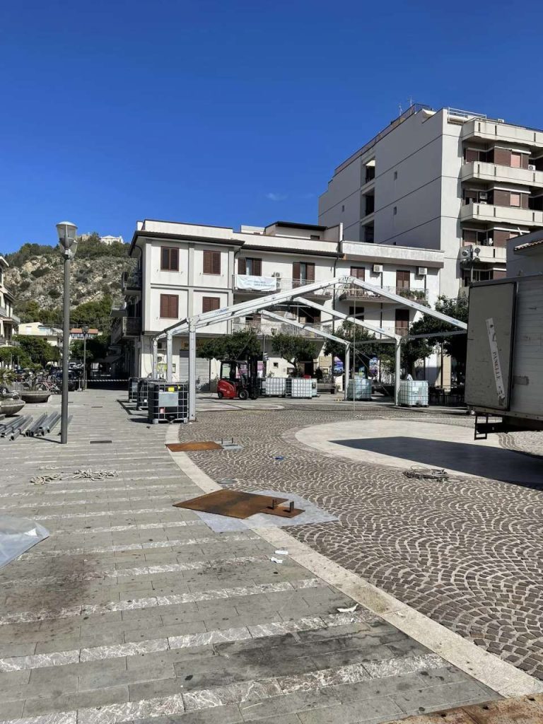 CAPO D’ORLANDO – Prove tecniche di allestimento per il Beer Festival del week end